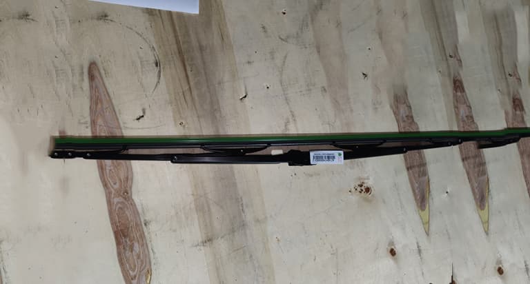 Windshield wiper blade