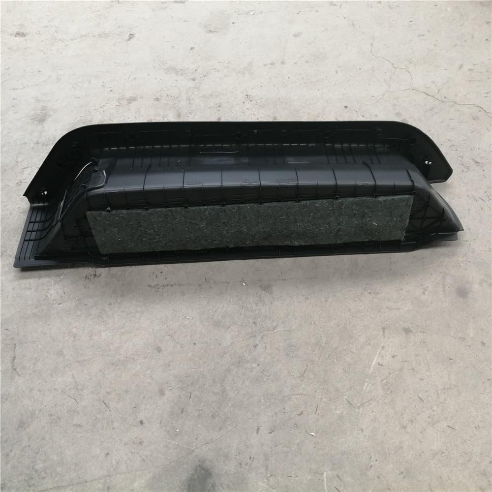 Right side sliding door pedal assembly