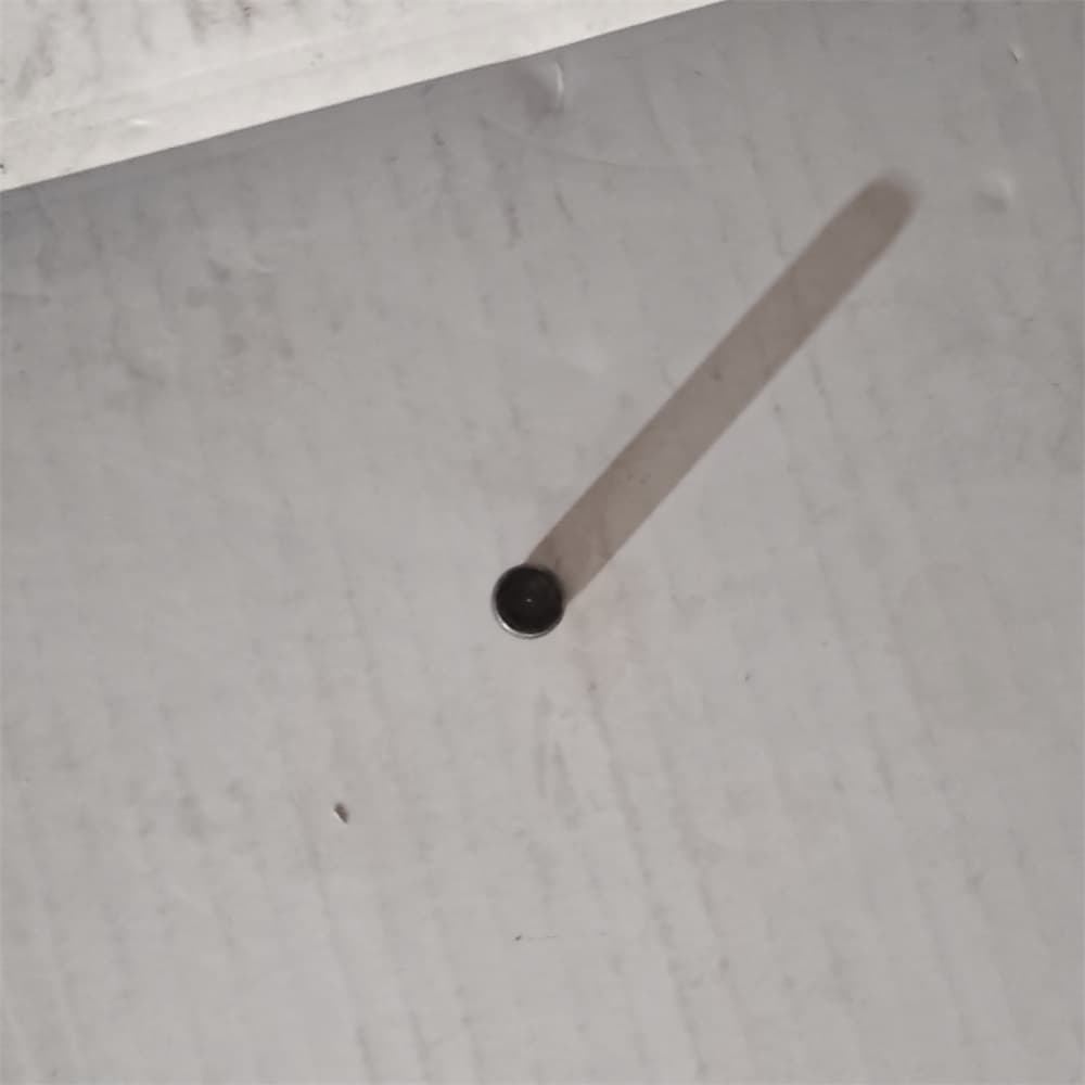 Cylindrical pin