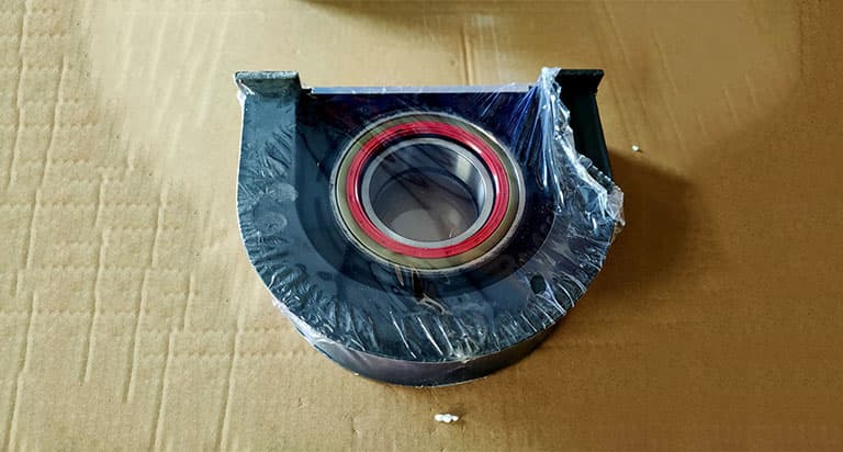 CENTER BEARING 70