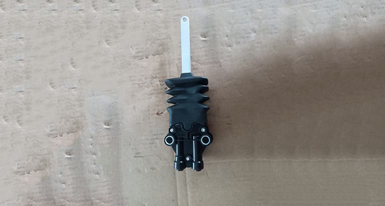 Height control valve assembly