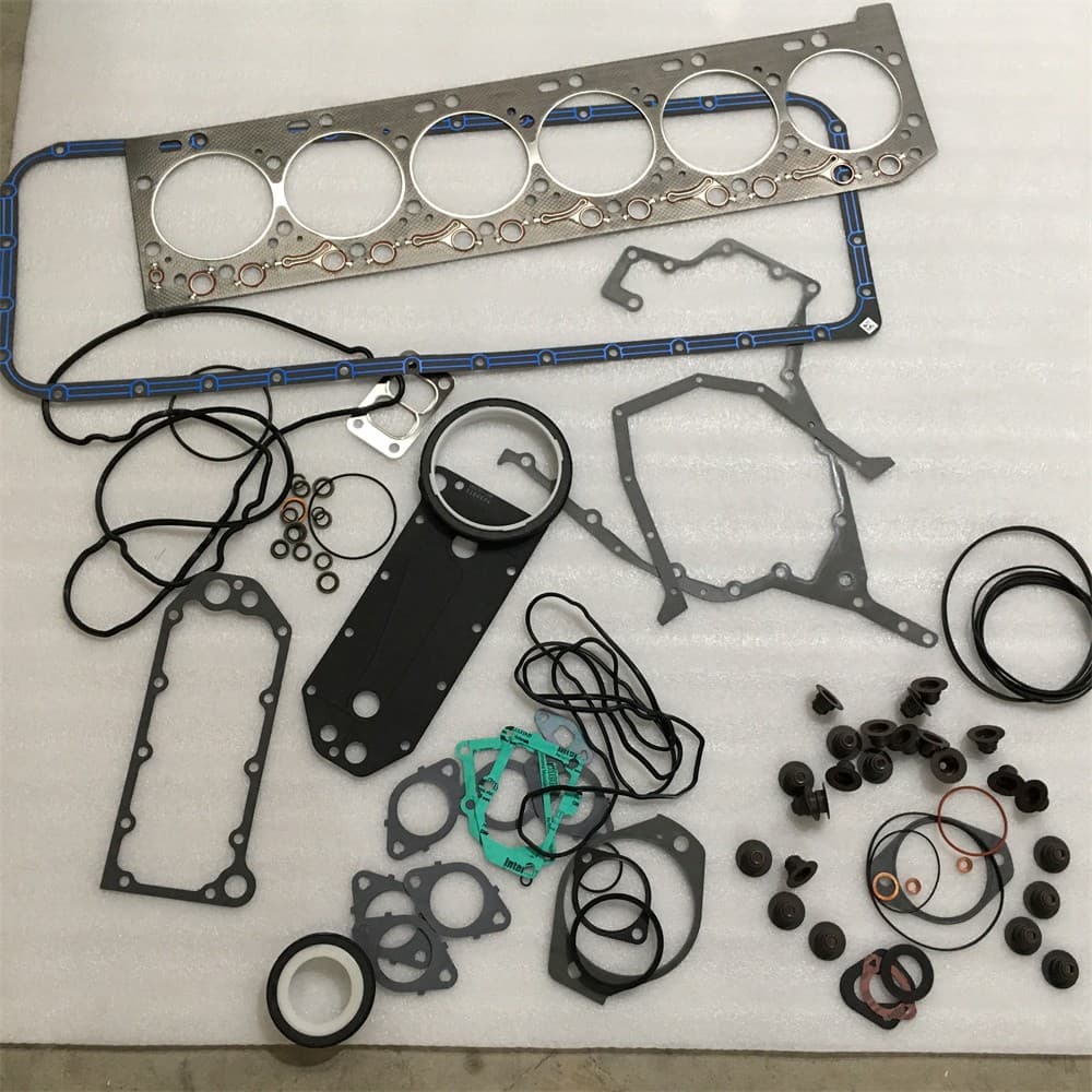Naveco engine gasket kit 375HP CUMMINS