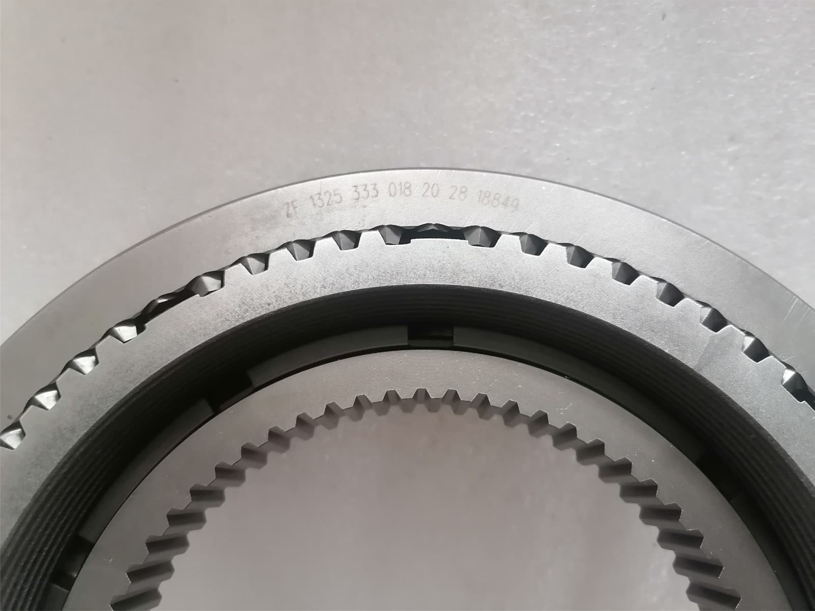 Gearbox synchronizer