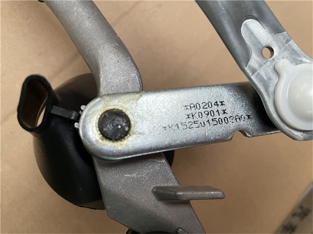 Front Wiper Motor Linkage Assy.