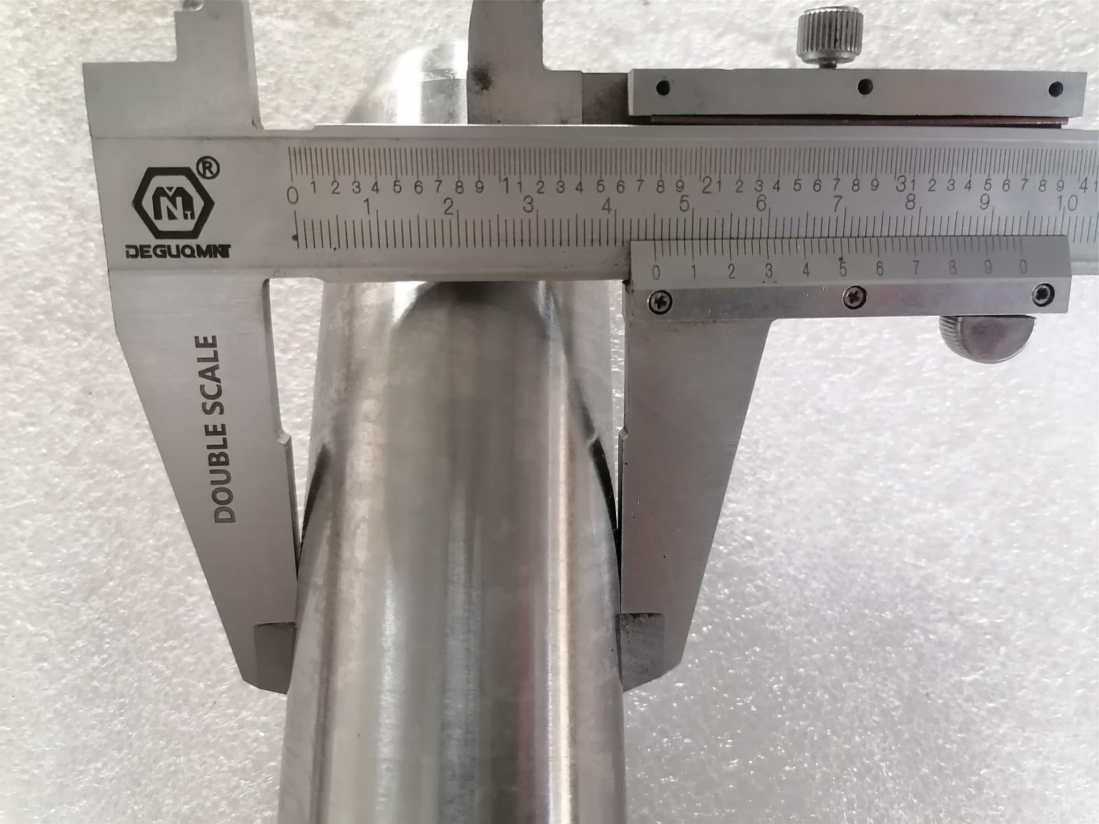 Reverse gear shaft