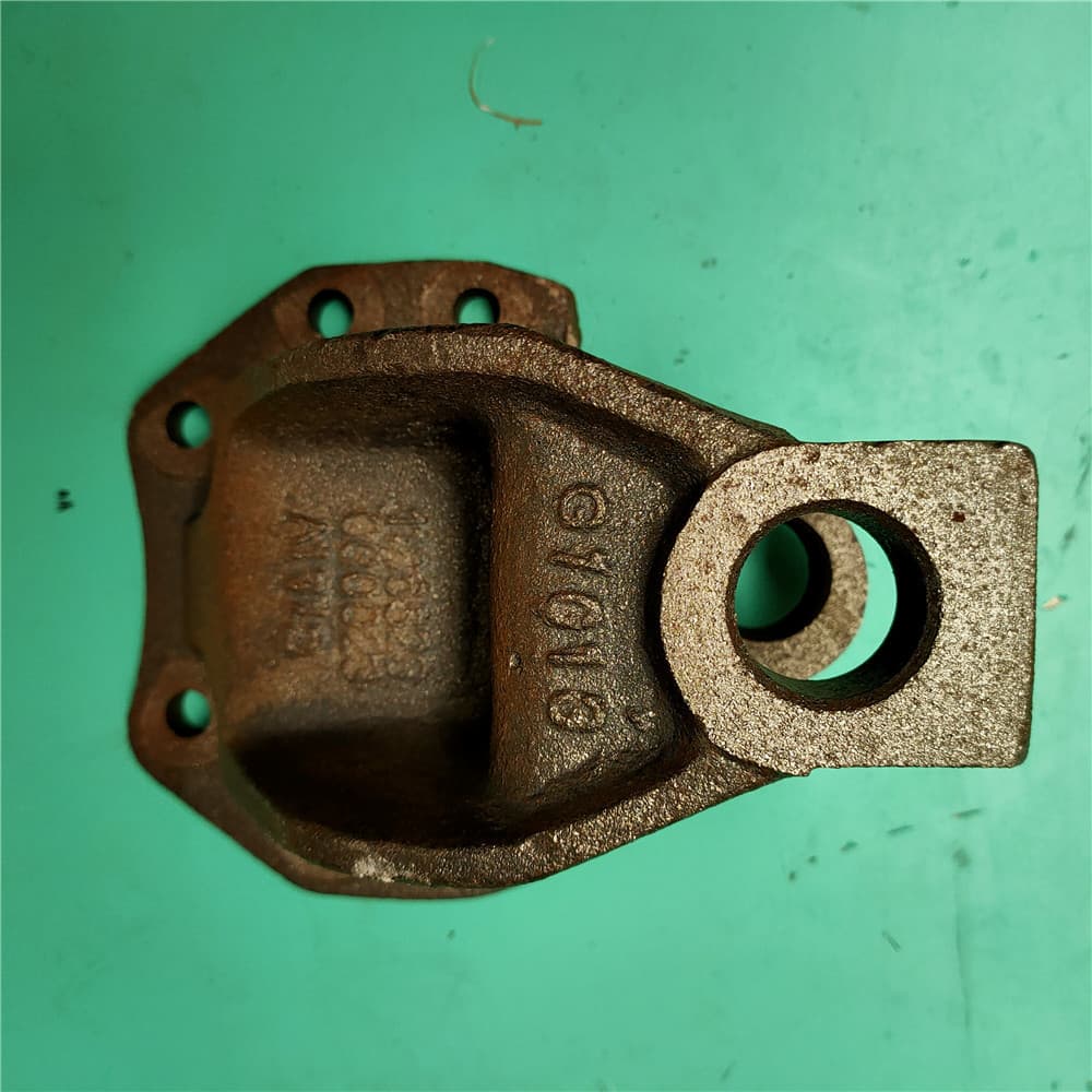 Rear leaf spring fixed end bracket