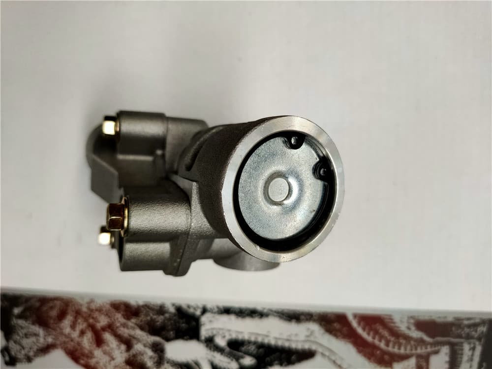 Oil pressure regulating valve