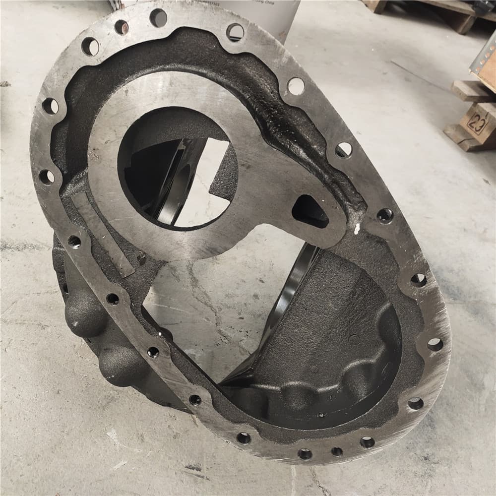 Main reducer housing (middle axle)