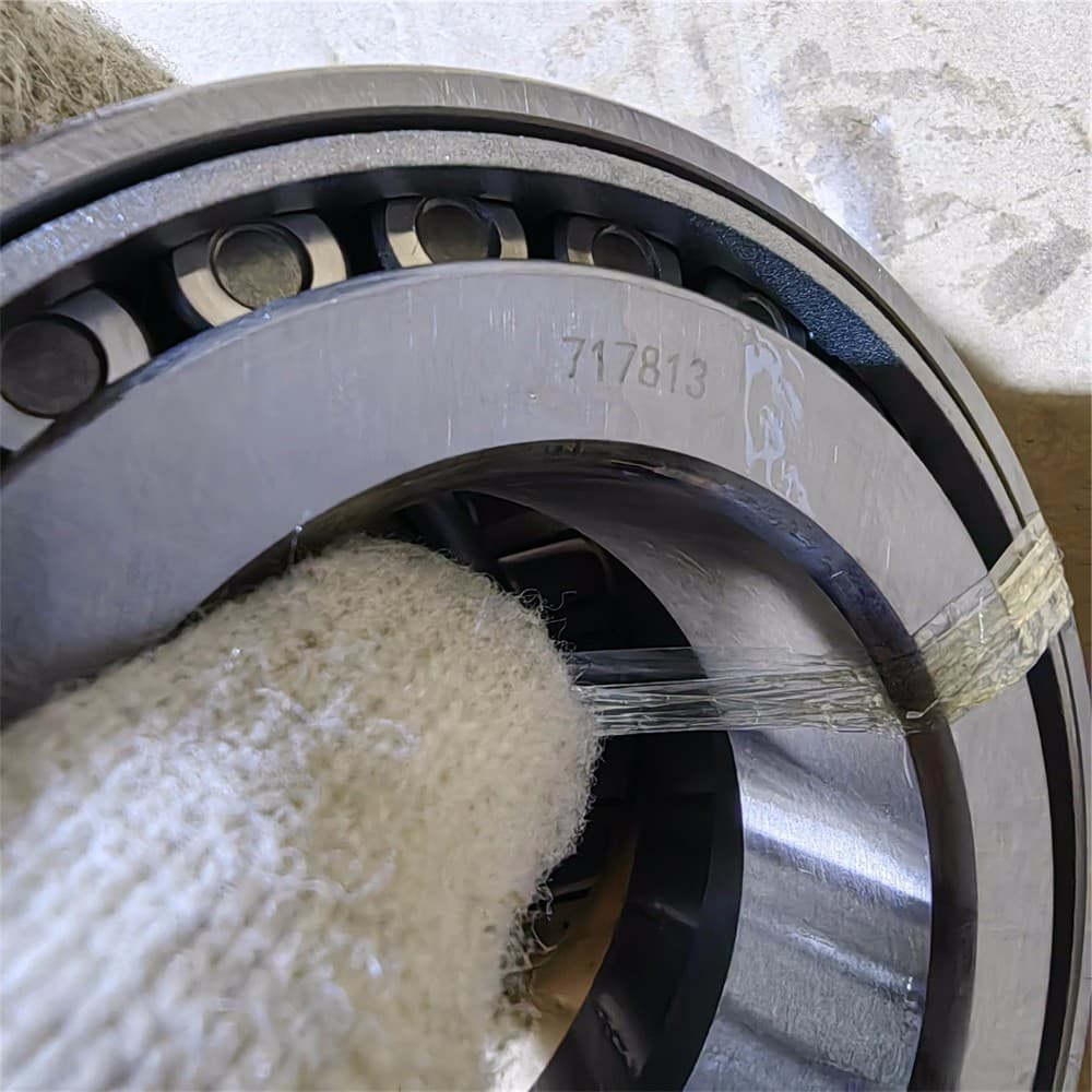 SINOTRUK Inch-combined roller bearing 717813