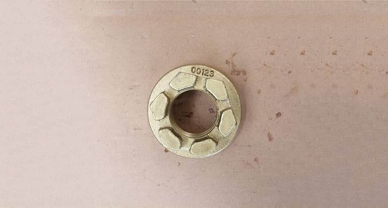 Flange nut