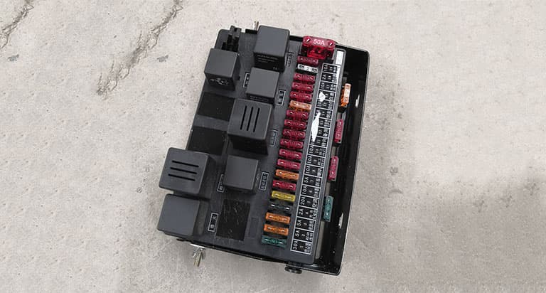 Коробка предохранителей CDM856