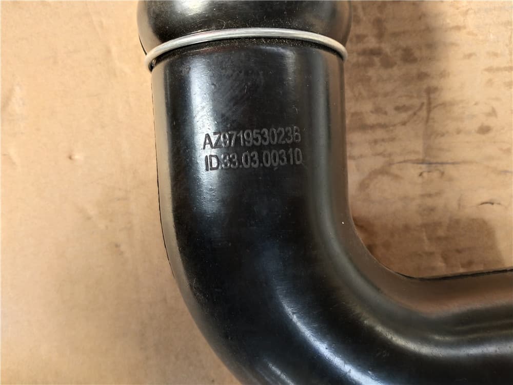 SINOTRUK hose WG9719530236
