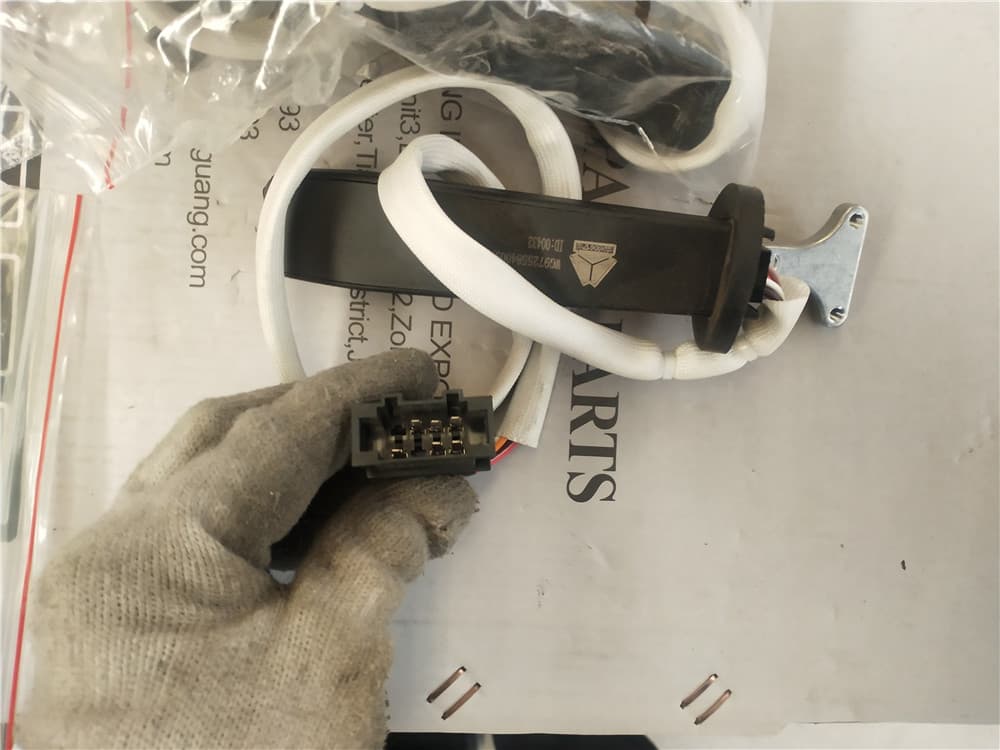 SINOTRUK Combination Switch WG9725584009