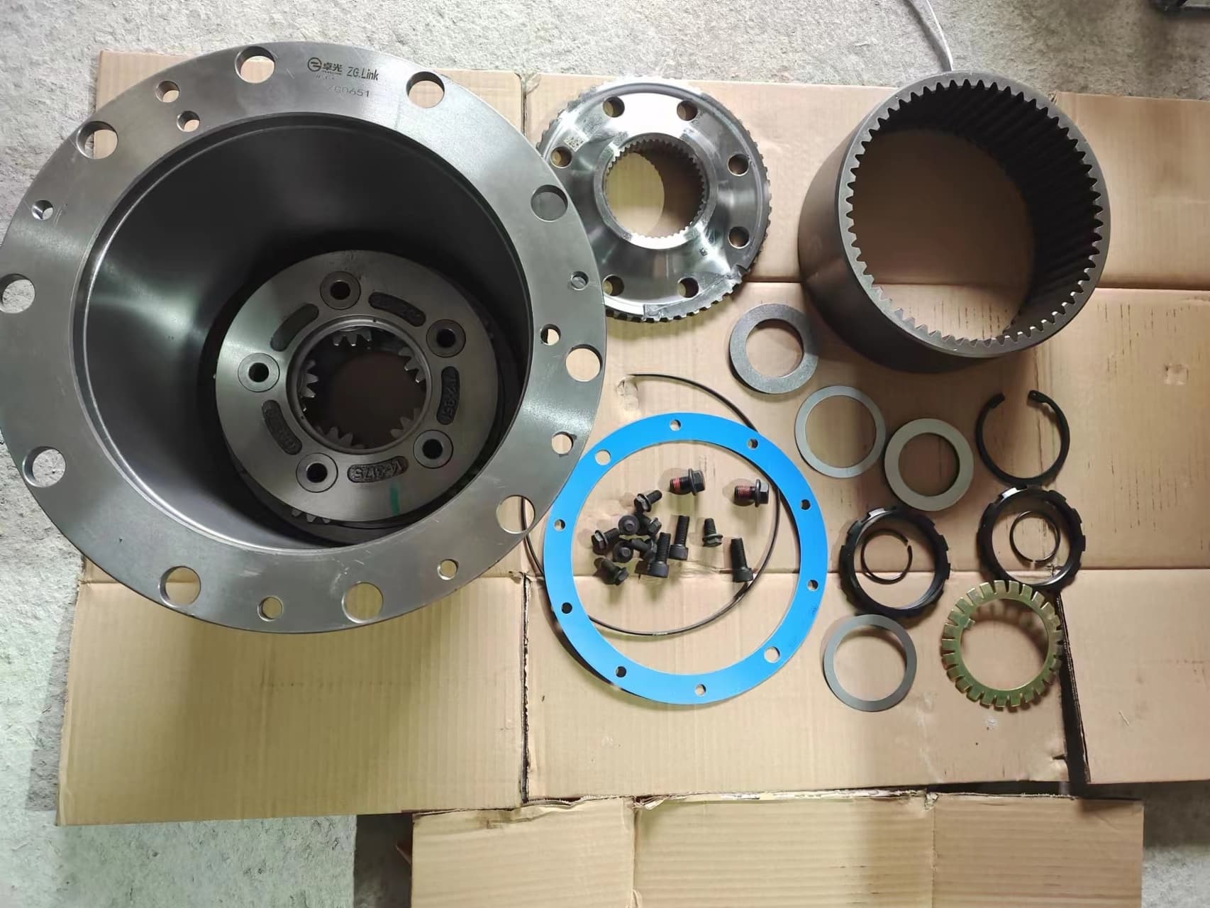 wheel reducer assembly