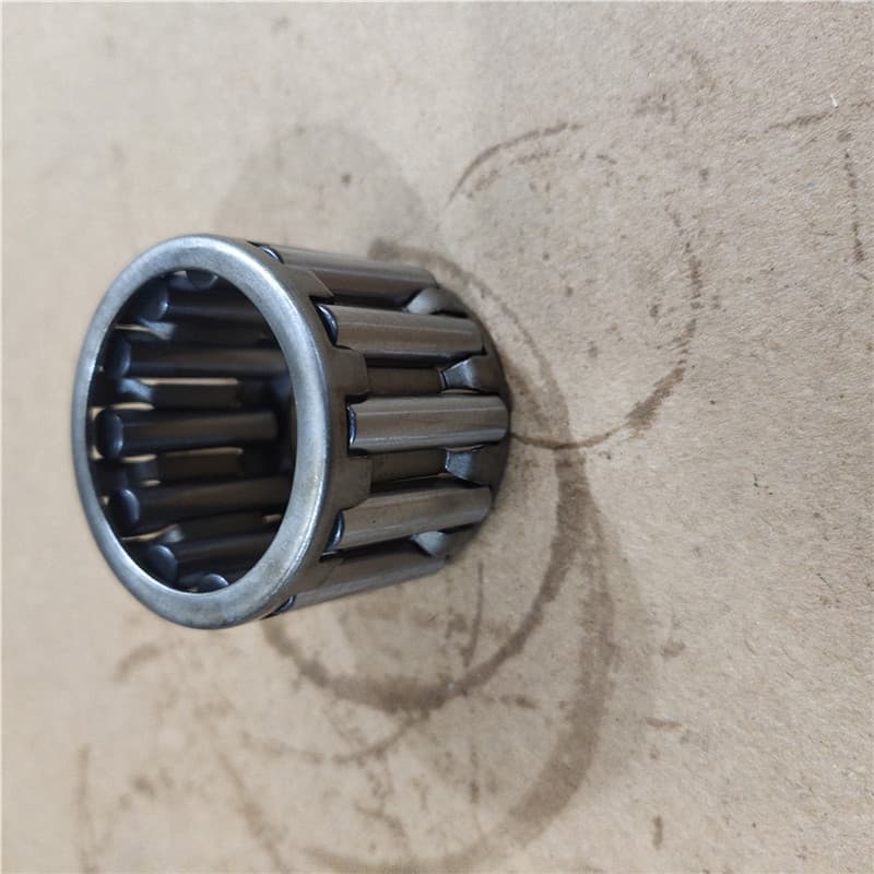 Needle roller bearings for auxiliary box