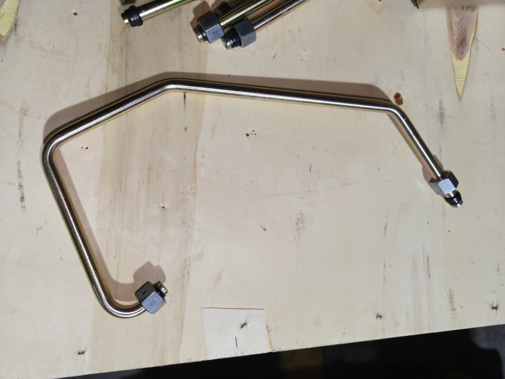 Turbocharger intake pipe assembly