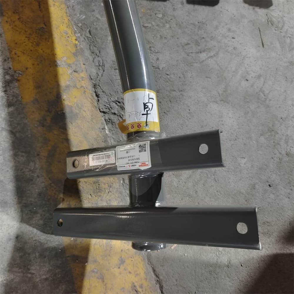 Step bracket assembly