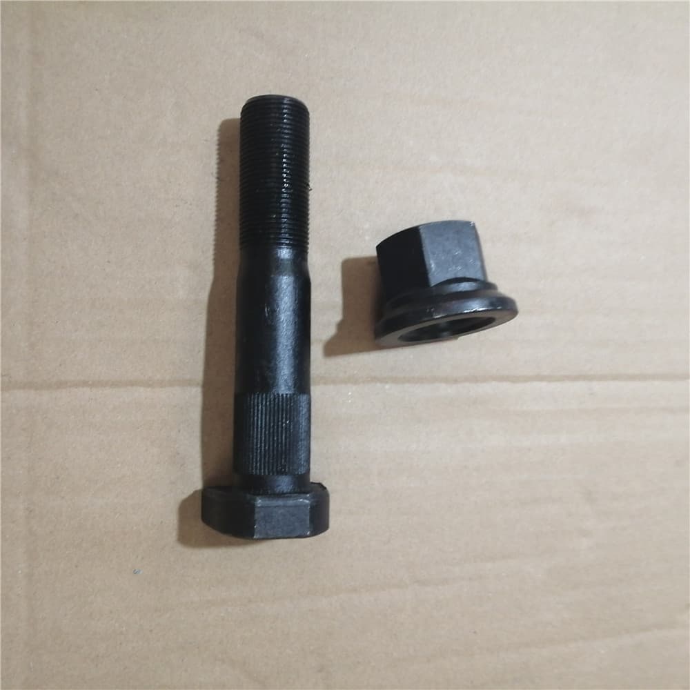 Wheel Bolt (Rear)