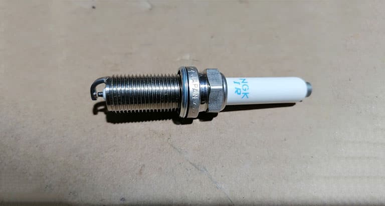 SINOTRUK Spark plugNGK 202V25923-0005