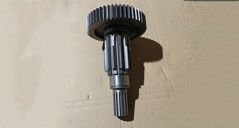 Auxiliary case lengthened intermediate shaft