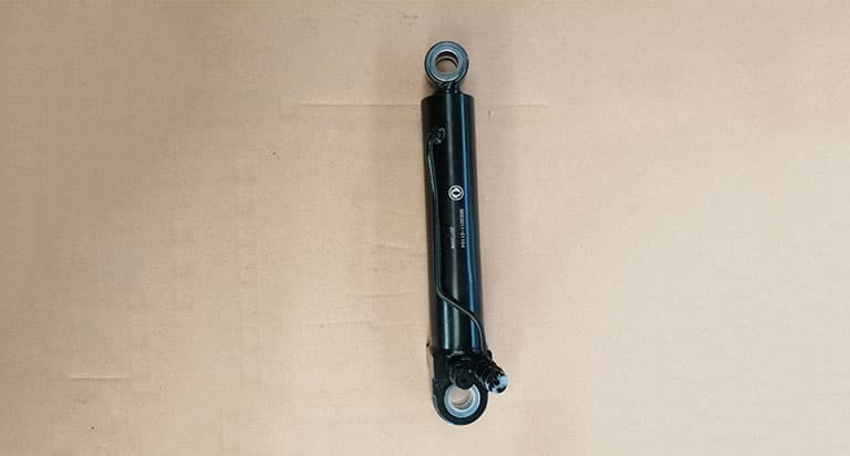 Naveco cab auxiliary lift cylinder 5003011-C1104