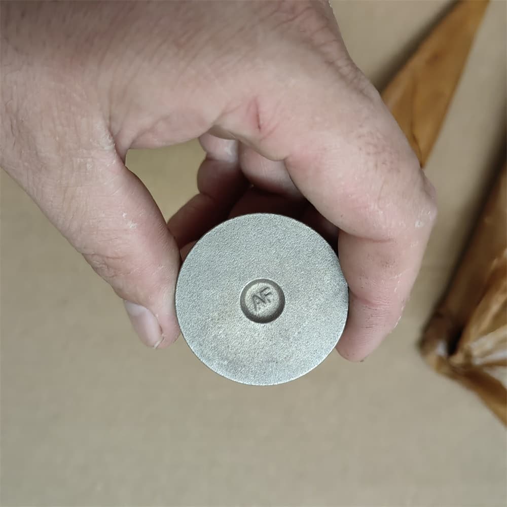 SINOTRUK Exhaust valve 530-1007014D