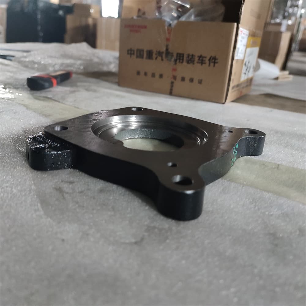 End cover assembly