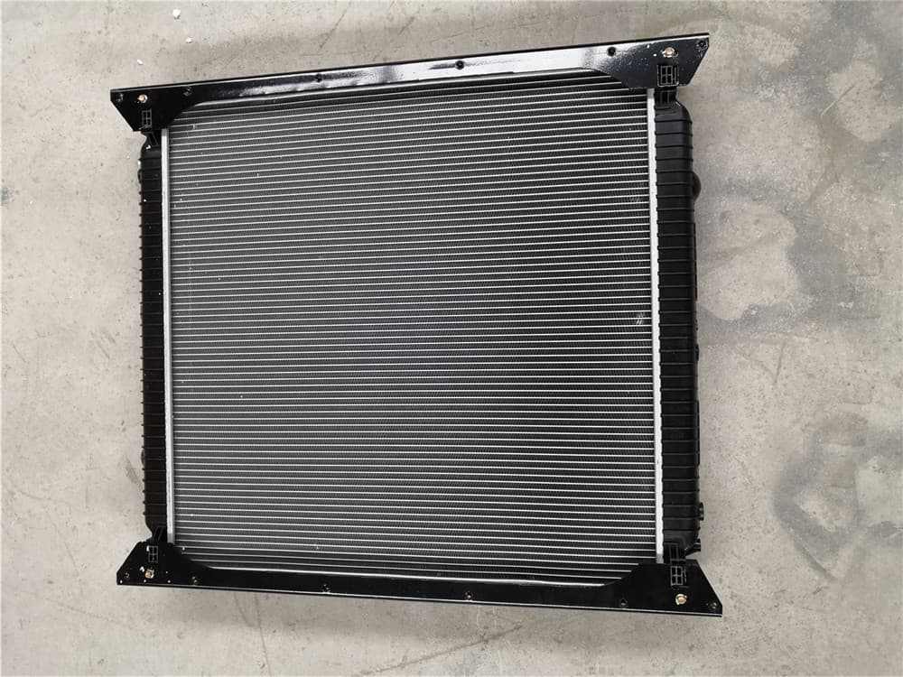 SINOTRUK Radiator WG9725530011