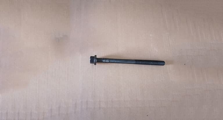 Cylinder head bolt