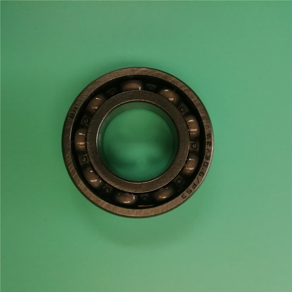 Output shaft rear bearing