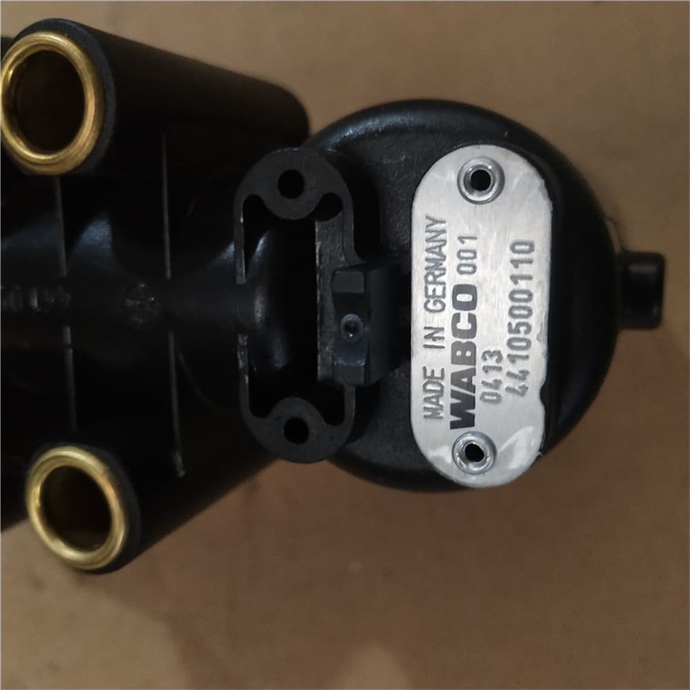 Sensor