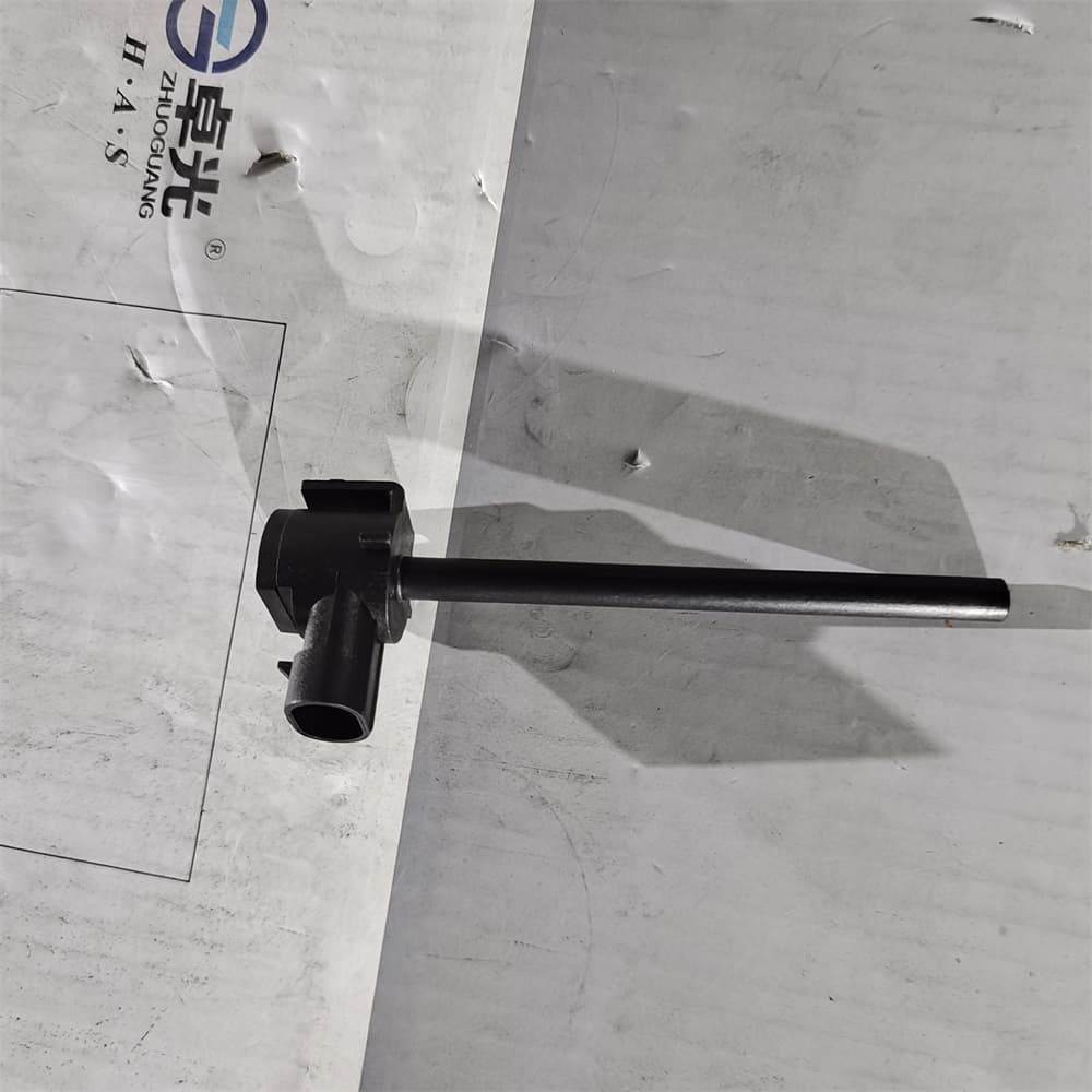 Expansion tank sensor