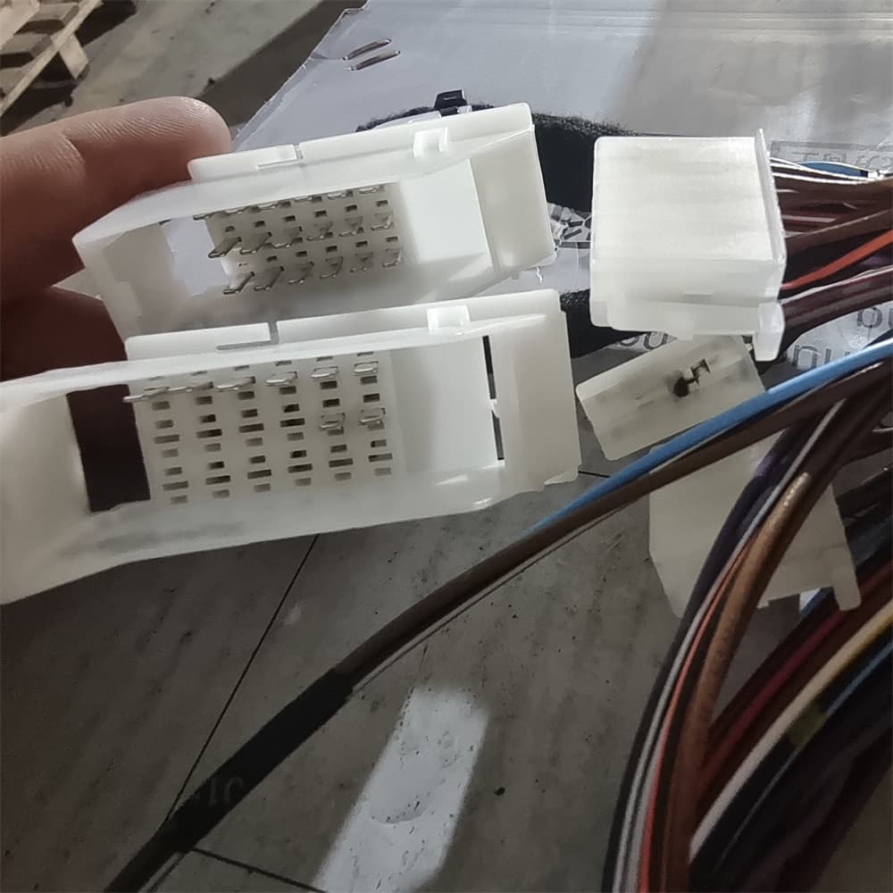 Cab wiring harness