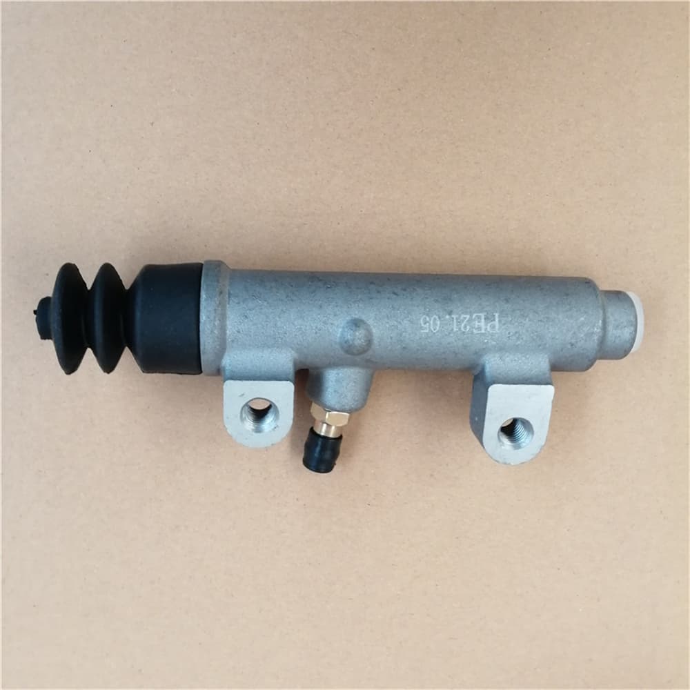 clutch master cylinder