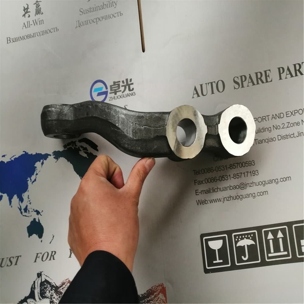 BRAZO DE DIRECCION IZQUIERDO P/ 371