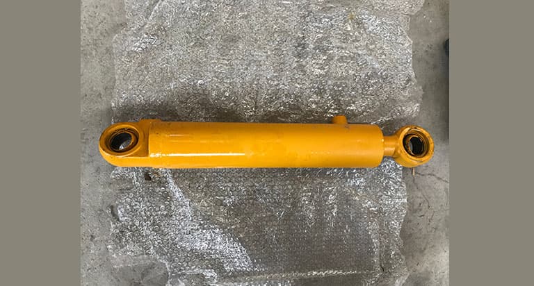 steering oil cylinder