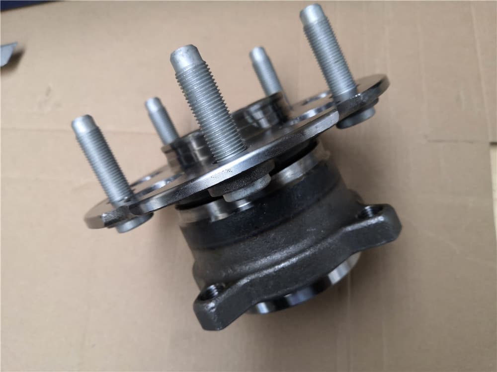 rear hub bearing (4x4)