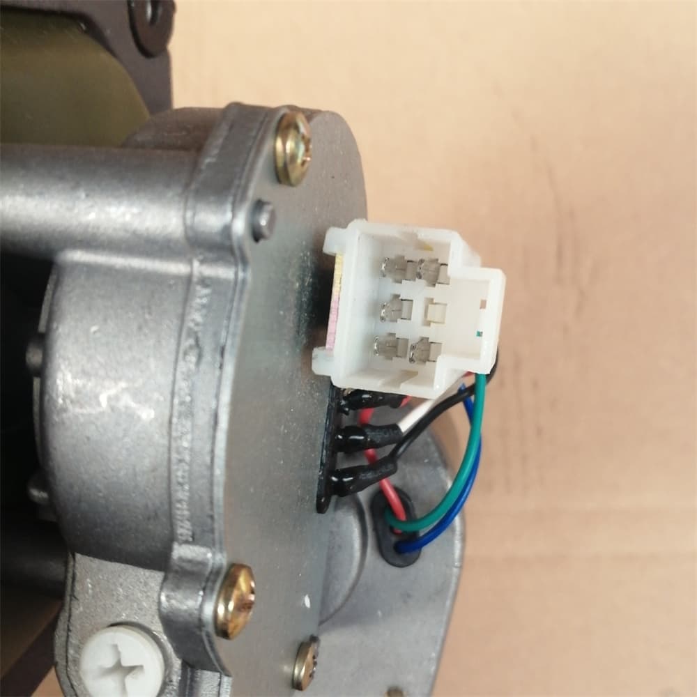 SINOTRUK Wiper motor 3741010-C0100