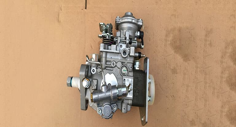 Naveco насос для впрыска топлива C3960902
