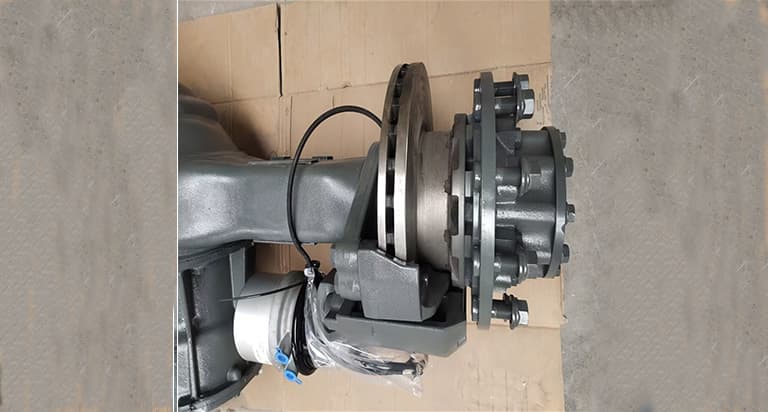 Middle axle assembly